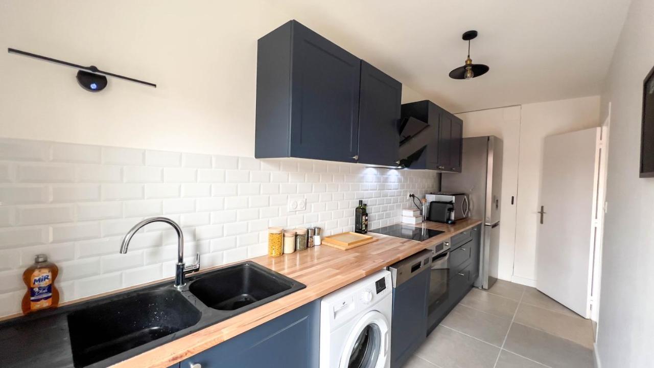 Appartement 4 Etoiles En Centre Ville De Vichy - Le Basile Kültér fotó